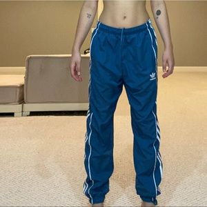 Adidas blue mesh lined jogger